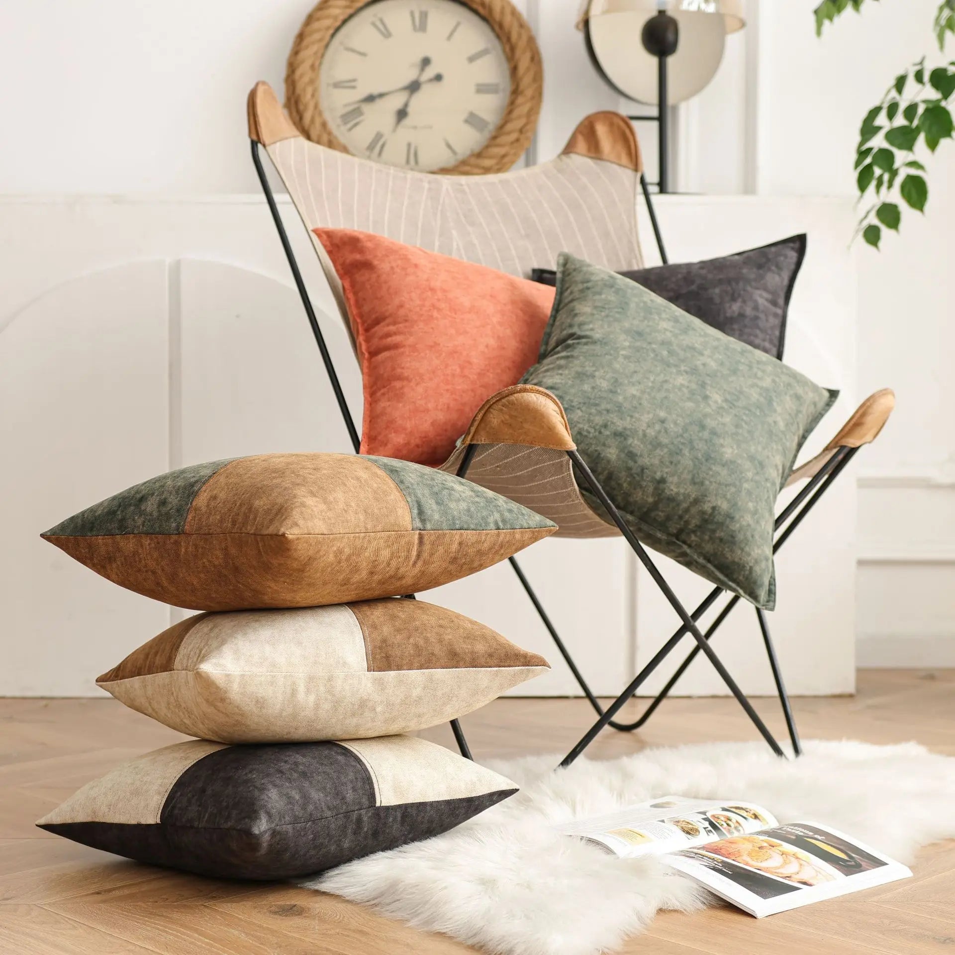 Denim cushion cover – Yarn-dyed polyester – Modern rustic design – Versatile home accessory 1