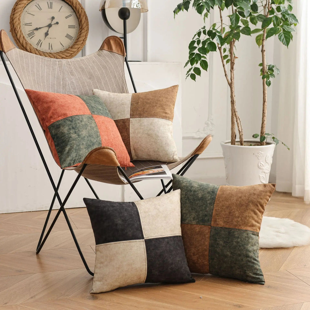 Denim cushion cover – Yarn-dyed polyester – Modern rustic design – Versatile home accessory 3