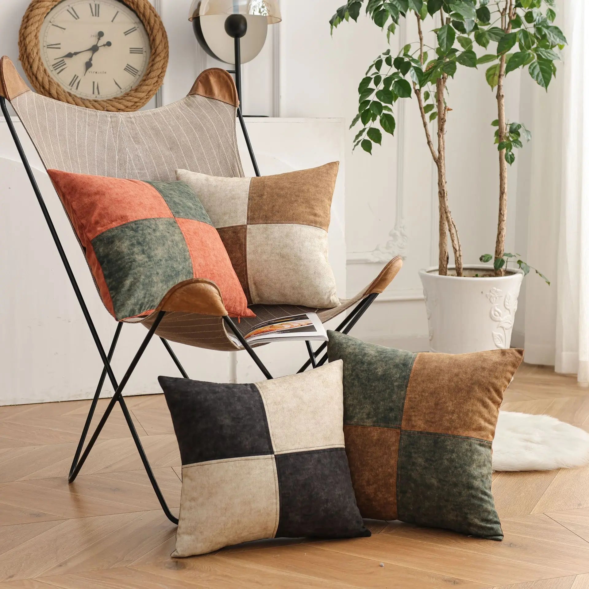 Denim cushion cover – Yarn-dyed polyester – Modern rustic design – Versatile home accessory 3