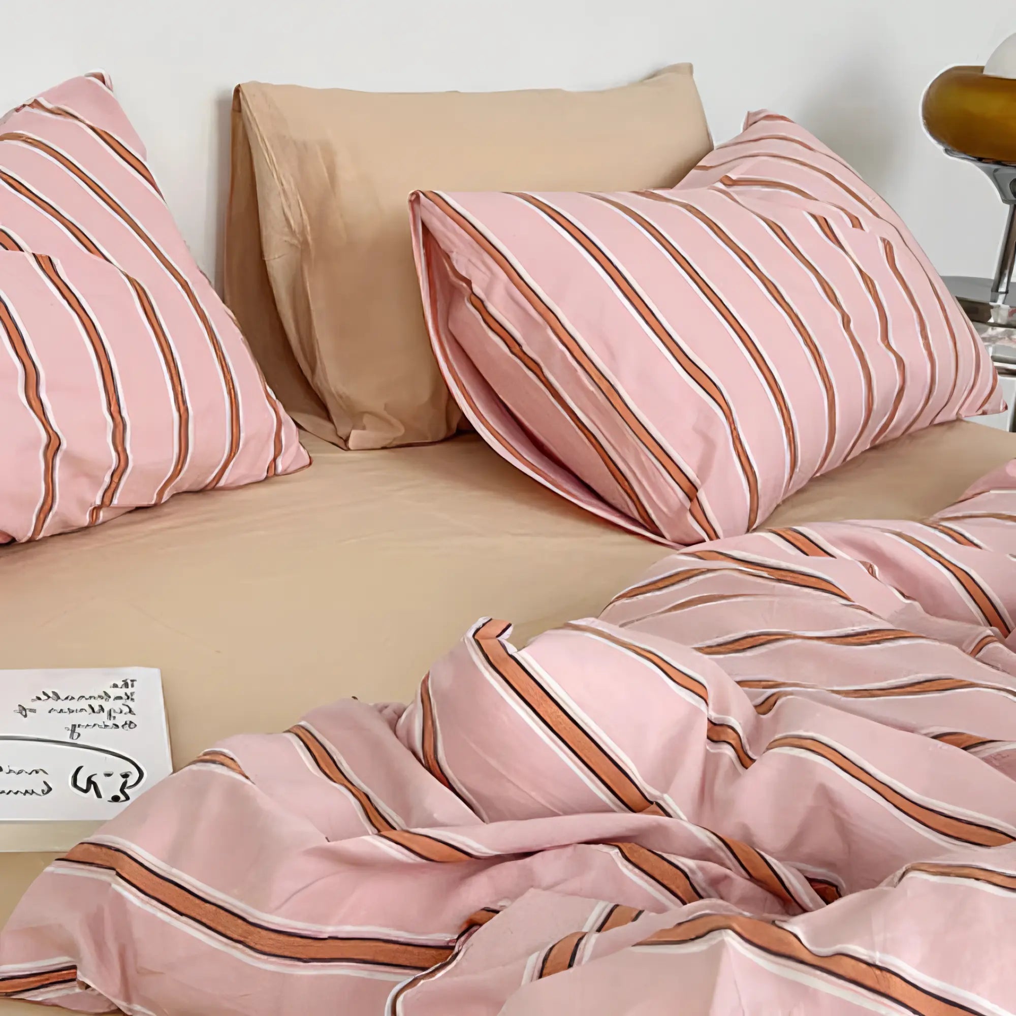 Duvet cover set – 100% cotton – Pink stripe design – Queen or king size – Modern bedroom essential 3