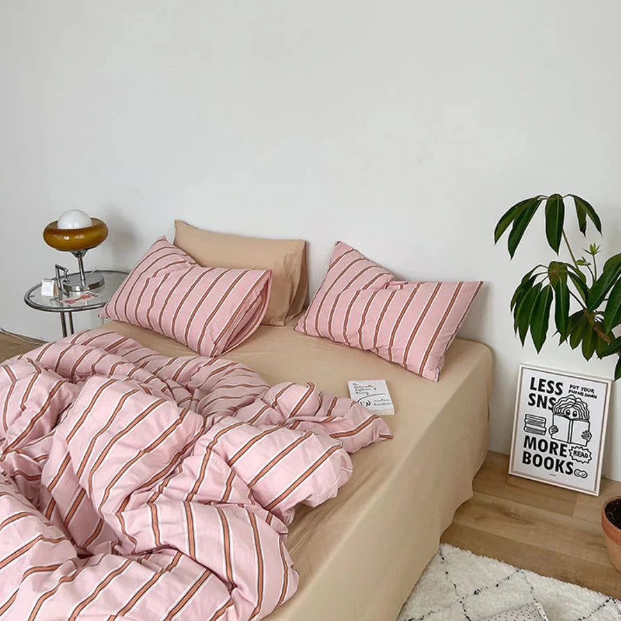 Duvet cover set – 100% cotton – Pink stripe design – Queen or king size – Modern bedroom essential 4