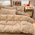 Faux Rabbit Fur Bedding Set with Leopard Paw Design Ð Extra Soft & Warm for Cozy Comfort 0