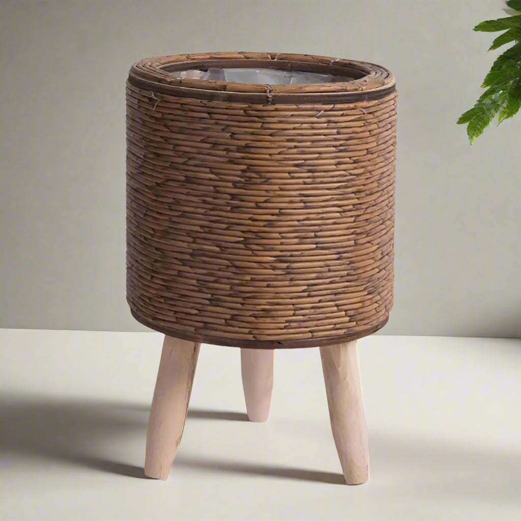 Flower pot – Rattan effect – Tall cylinder design – Indoor plant pot for modern decor – 5.5 x 8.5 in 0