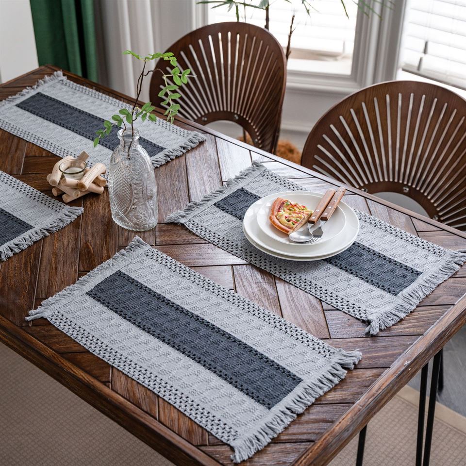 Hemp tablecloth – Handcrafted boho fringe – Natural earthy texture – Perfect for dining occasions 3