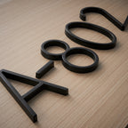 House numbers – Modern black zinc alloy – Floating style – Weather-resistant address signs for enhanced visibility 5