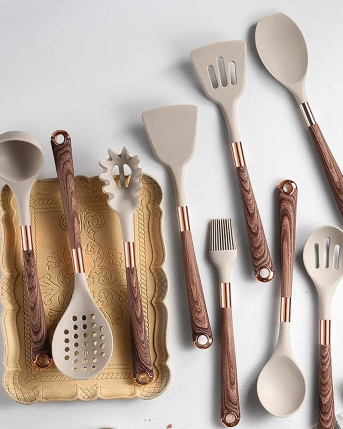 Kitchen utensil set – 11-piece silicone cooking utensils – Imitation wood grain handles – Heat-resistant and non-stick 0
