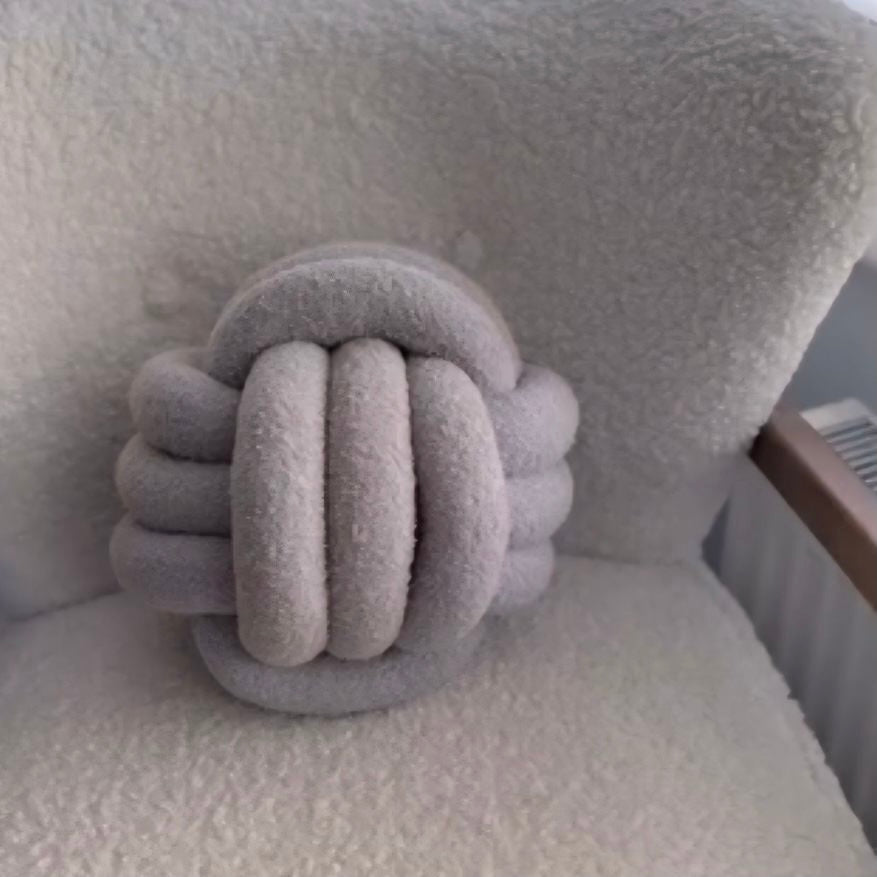 Knot pillow – Hand-woven fabric – Natural tones – Cozy accent for sofas and beds – 18 x 18 in 5
