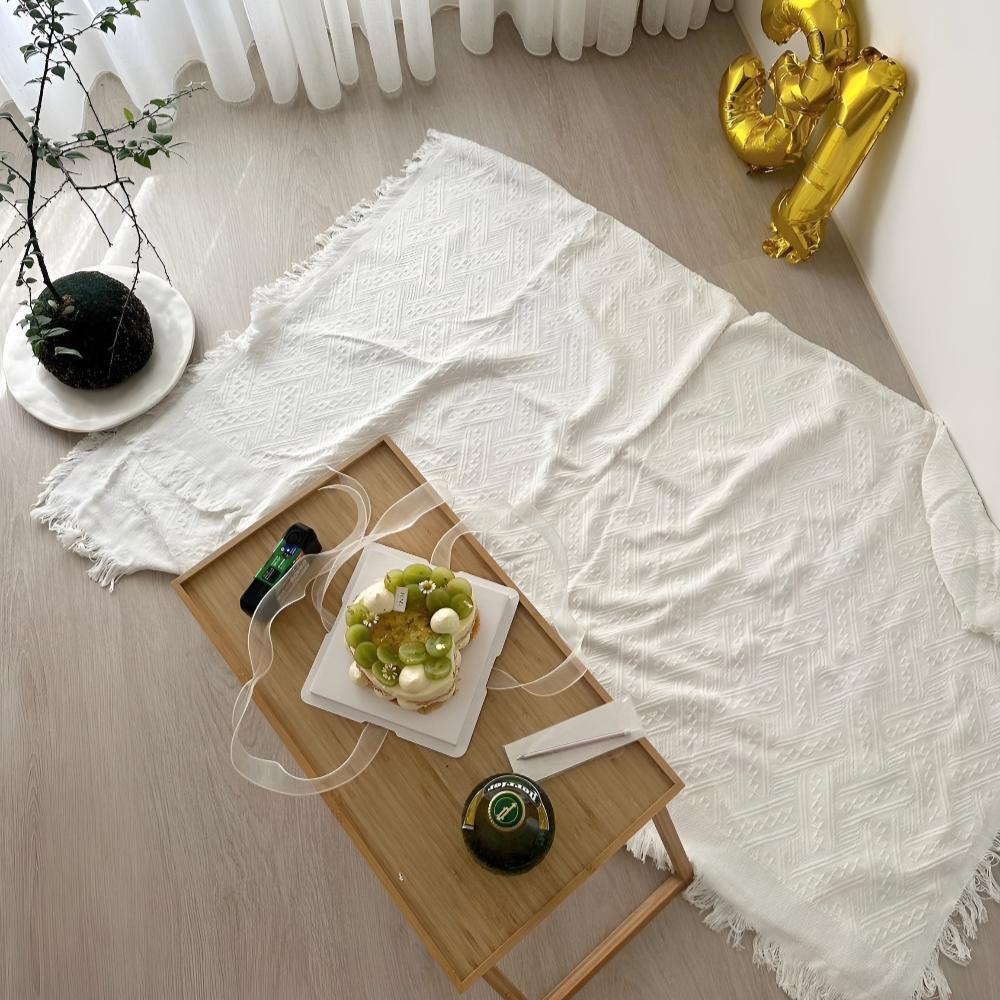 Large Waterproof Picnic Blanket – Durable Outdoor Mat with Elegant Diamond Weave Design, Lightweight and Portable, 71x71 7