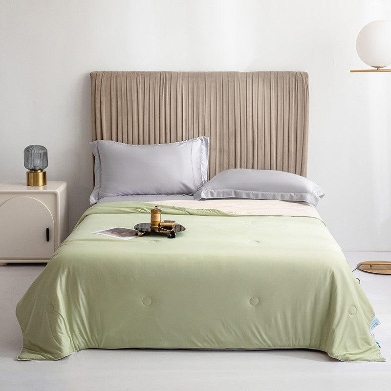 Lightweight quilt – Cool-touch fabric – Breathable design – Ideal for summer nights 0