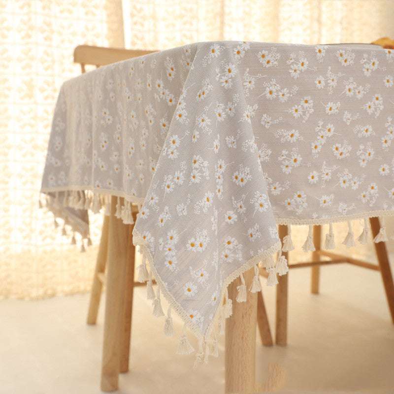 Linen tablecloth – Daisy embroidered design – Soft white fabric – Perfect for dining occasions 6