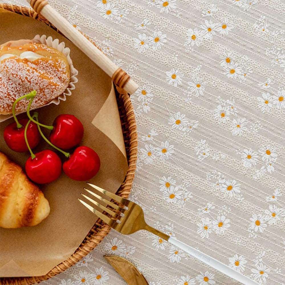 Linen tablecloth – Daisy embroidered design – Soft white fabric – Perfect for dining occasions 7