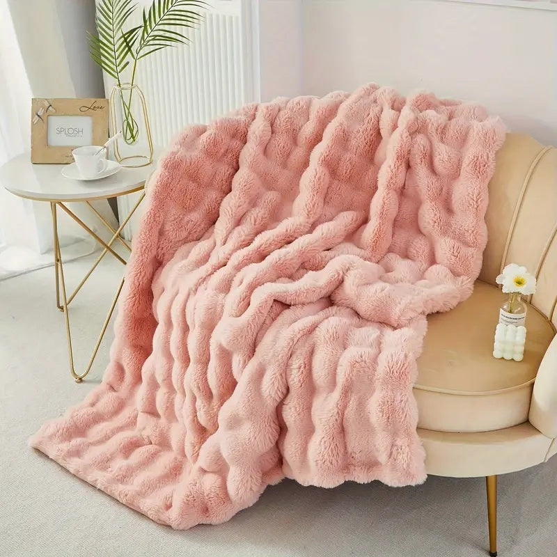 Luxurious Faux-Fur Blanket Throw, All-Season Softness, 50 x 60 Inches, Premium Comfort, Ideal for Home and Travel 7