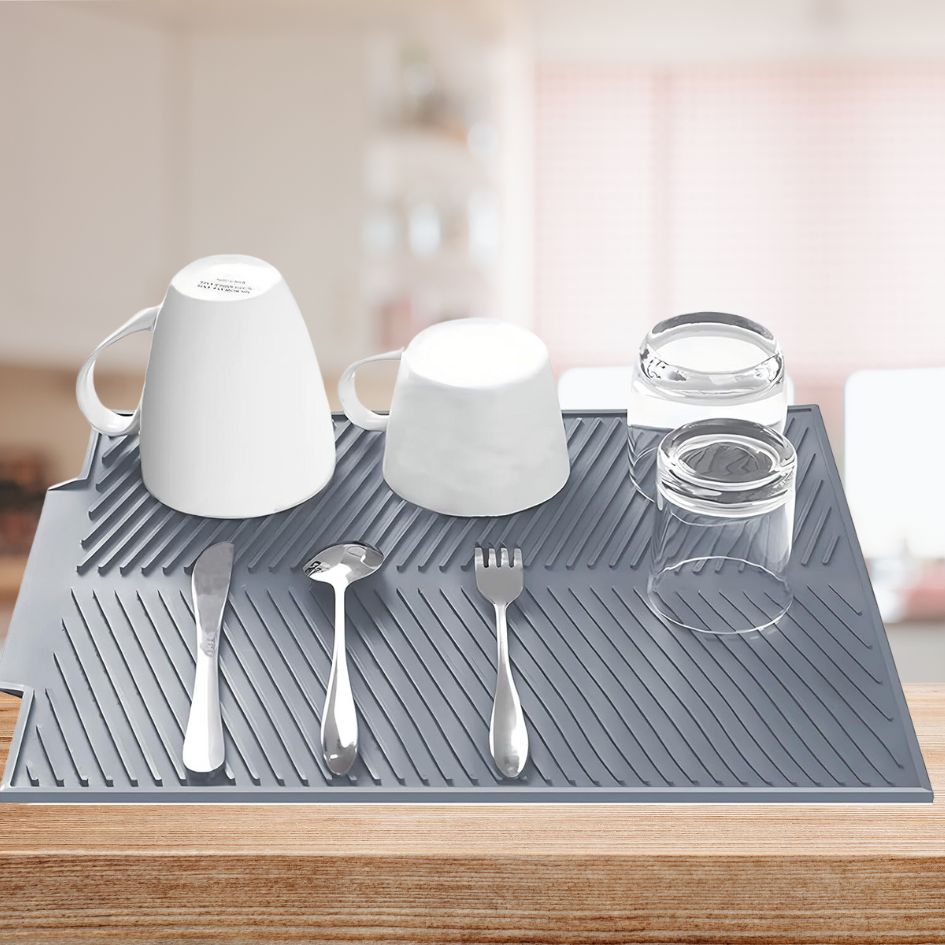 Luxury Silicone Draining Mat – Heat-Resistant Kitchen Solution for Modern Interiors 5