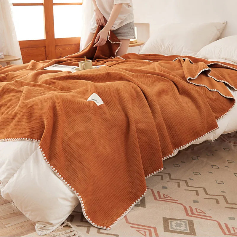 Luxurious soft velvet blanket in a rich solid color, perfect for all seasons. Ideal as a cozy throw for sofas or beds, offering warmth and style 1