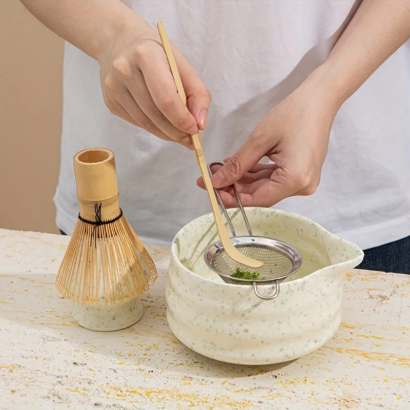 Matcha tea set – Spotted green ceramic – Complete 5-piece matcha set – Ideal gift for tea lovers 4