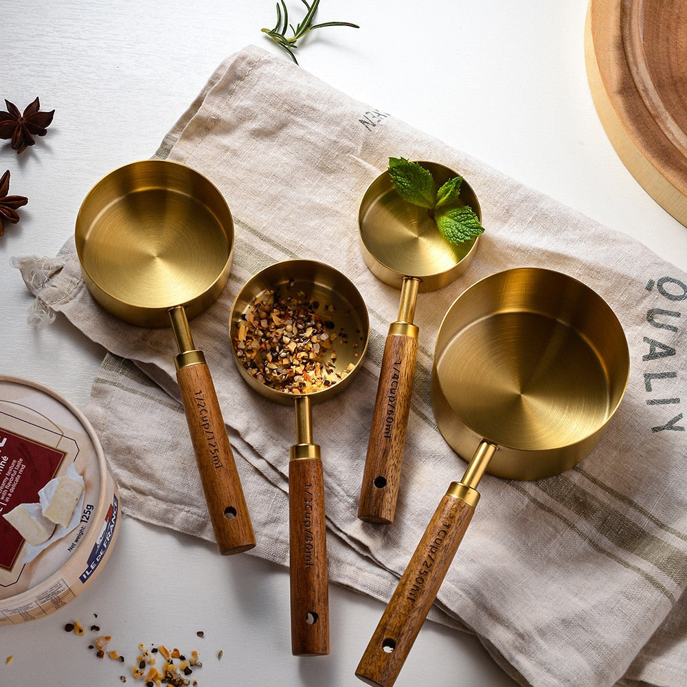 Measuring spoons set – Stainless steel and wood – Ergonomic design – Best measuring spoons for precise cooking 1