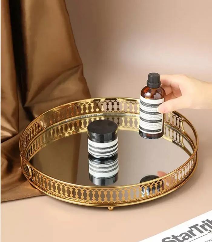 Mirror tray – Gold mirrored design – Elegant home decor – Versatile for vanity or display – Available in multiple sizes 4