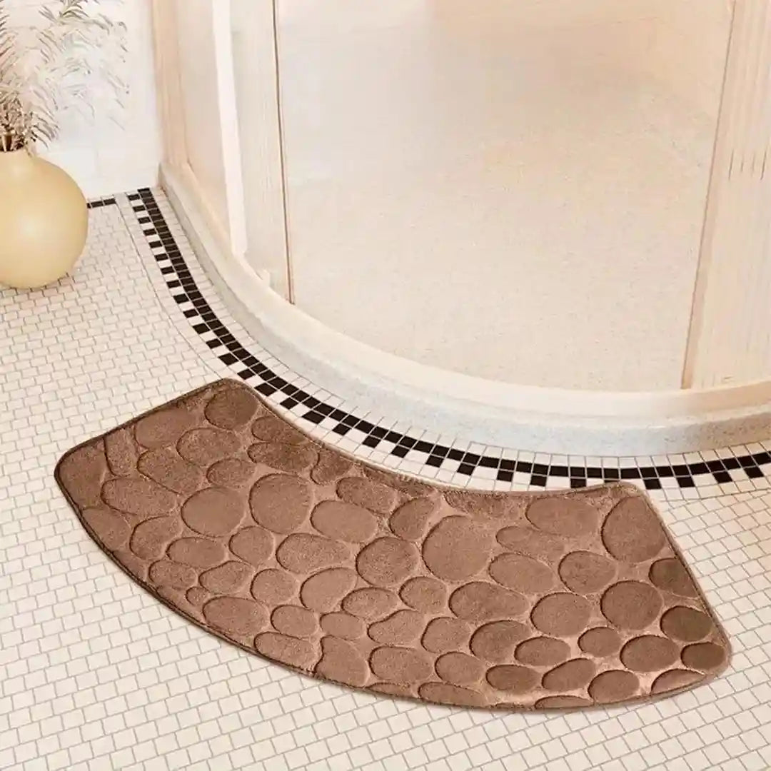 Non-slip bath mat – Soft flannel – Curved design – Super absorbent for modern bathrooms 0