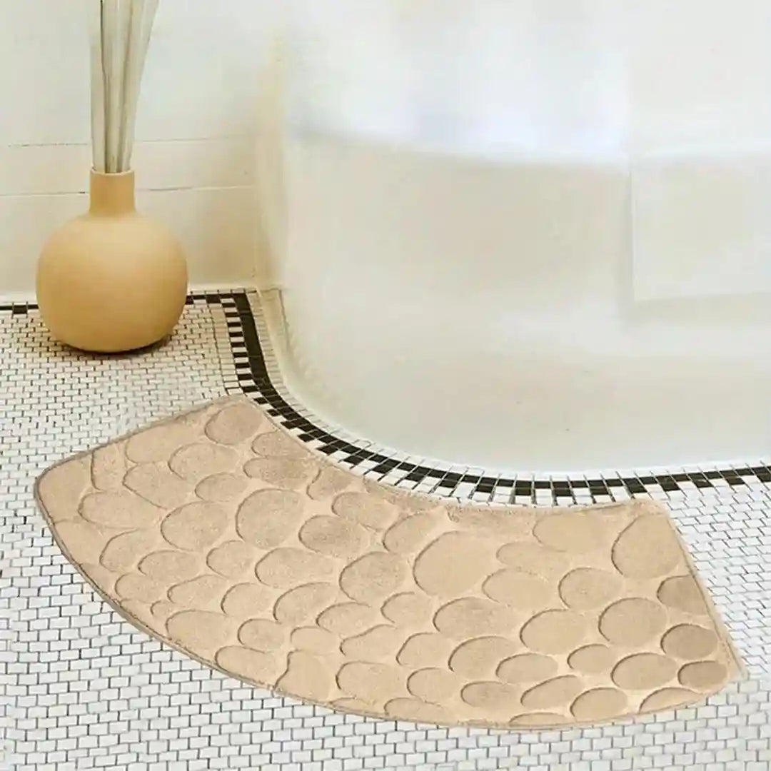 Non-slip bath mat – Soft flannel – Curved design – Super absorbent for modern bathrooms 2