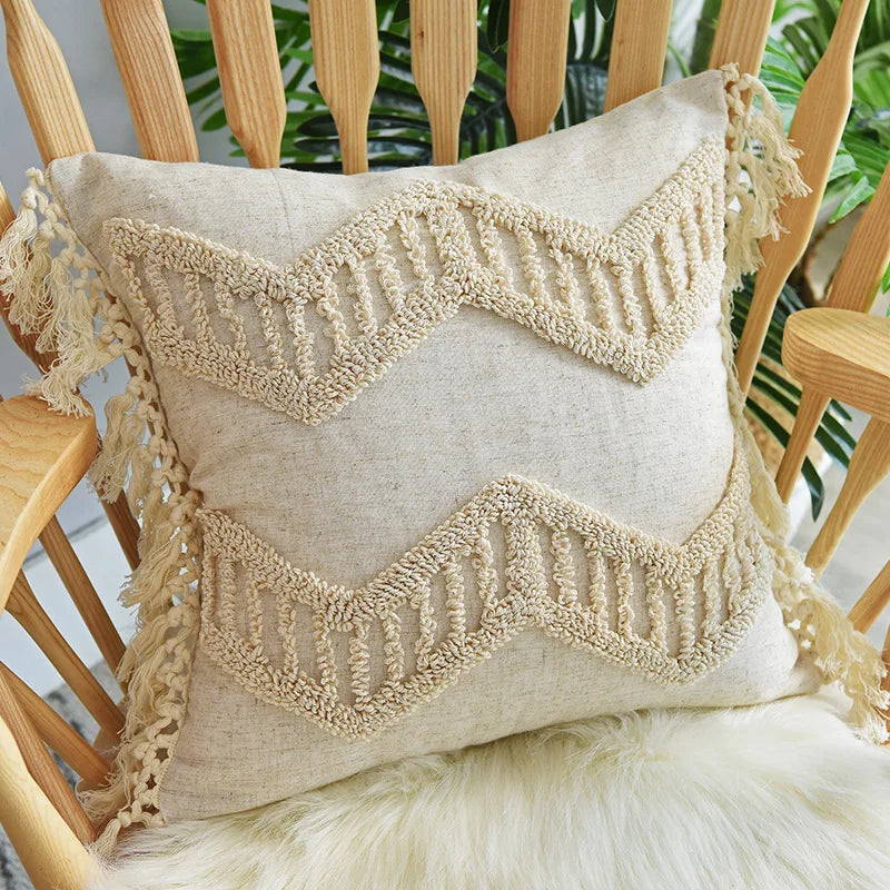 Pillow cover – Polyester blend – Italian brown coffee design – Modern geometric pattern – 17.7 x 17.7 in 24