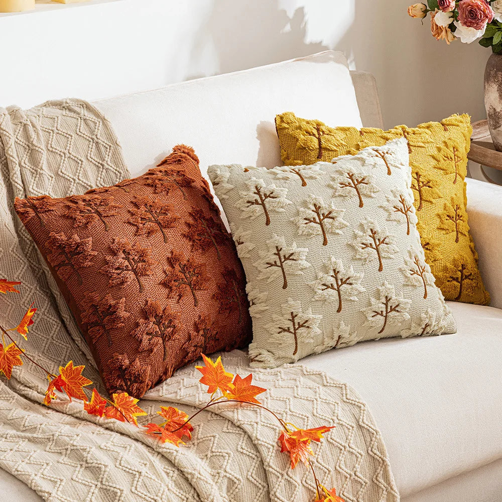 Pillow cover – Soft polyester – Autumn maple leaf design – Cozy living room accent – 45x45/50x50 cm 0