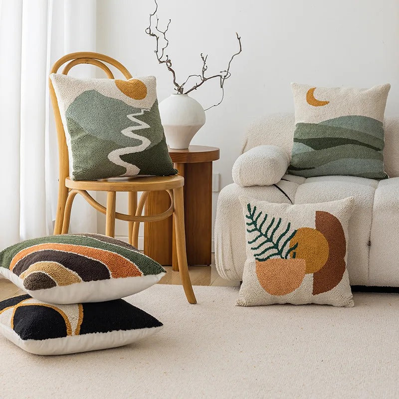 Pillow cover – Soft velvet – Abstract sunset design – 18 x 18 in – Modern home accent 2