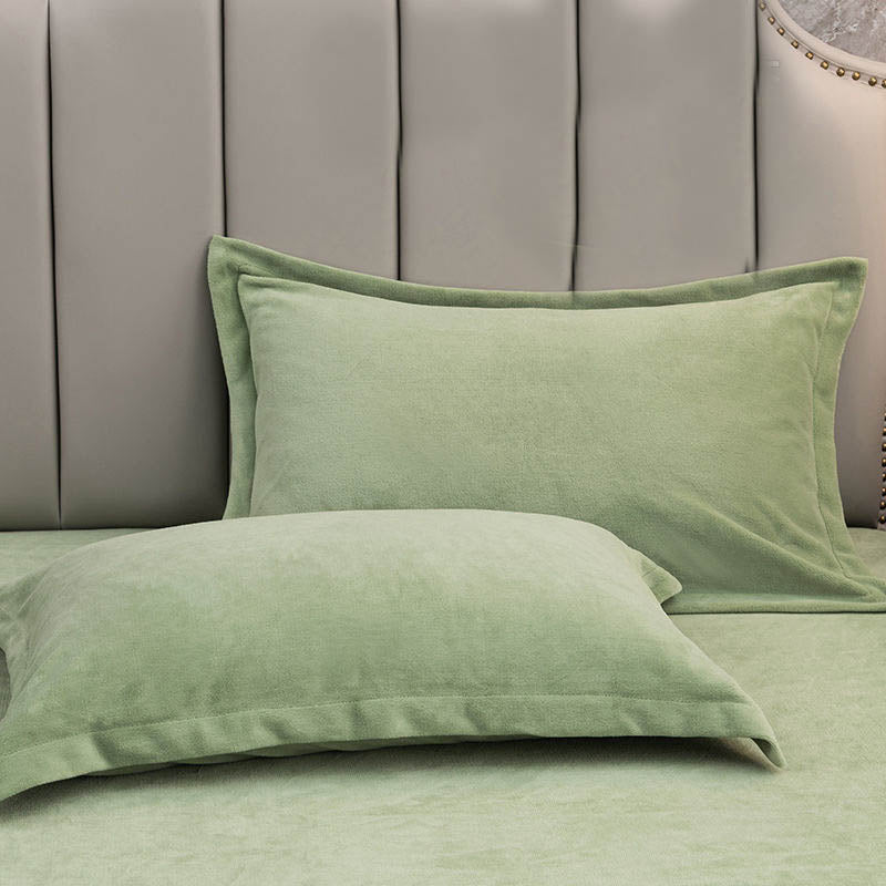 Pillowcases – Soft fleece – Solid color design – Elegant bedding accessory – 16 x 21 in & 19 x 29 in 8
