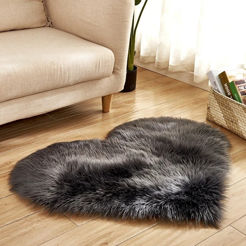 Plush heart rug – Soft fabric – Non-slip backing – Cozy home accent for living room or bedroom 10