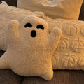 Plush pillow – Soft cotton – Aesthetic white ghost design – Cozy Halloween decor – Available in multiple sizes 0