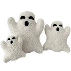 Plush pillow – Soft cotton – Aesthetic white ghost design – Cozy Halloween decor – Available in multiple sizes 1