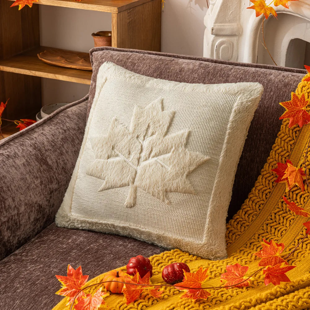 Plush pumpkin pillowcase – Double-sided design – Soft polyester – Halloween home decor – 17.7 x 17.7 in and 19.7 x 19.7 in 12