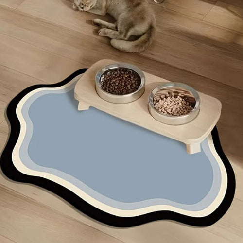Quick-dry non-slip pet feeding mat for dogs and cats, measuring 30x40cm. Features a durable, water-resistant surface with a fun 0