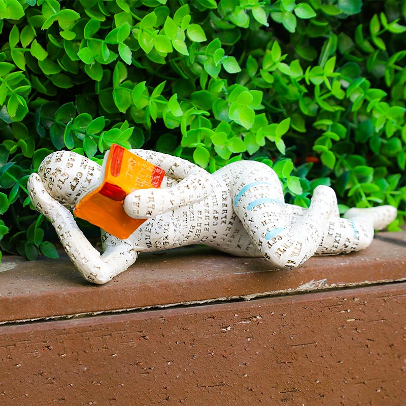 Reading Woman Thinker Statue – Unique Bookshelf Decoration, High-Quality Synthetic Resin Art for Home and Office 8