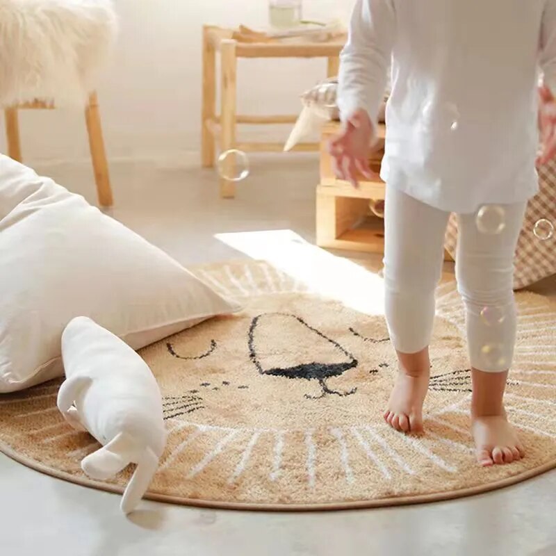 Round area rug – Soft polyester – Lion design – Perfect for kids' playroom – Available in 31.5, 39.4, and 47.2 inches 3