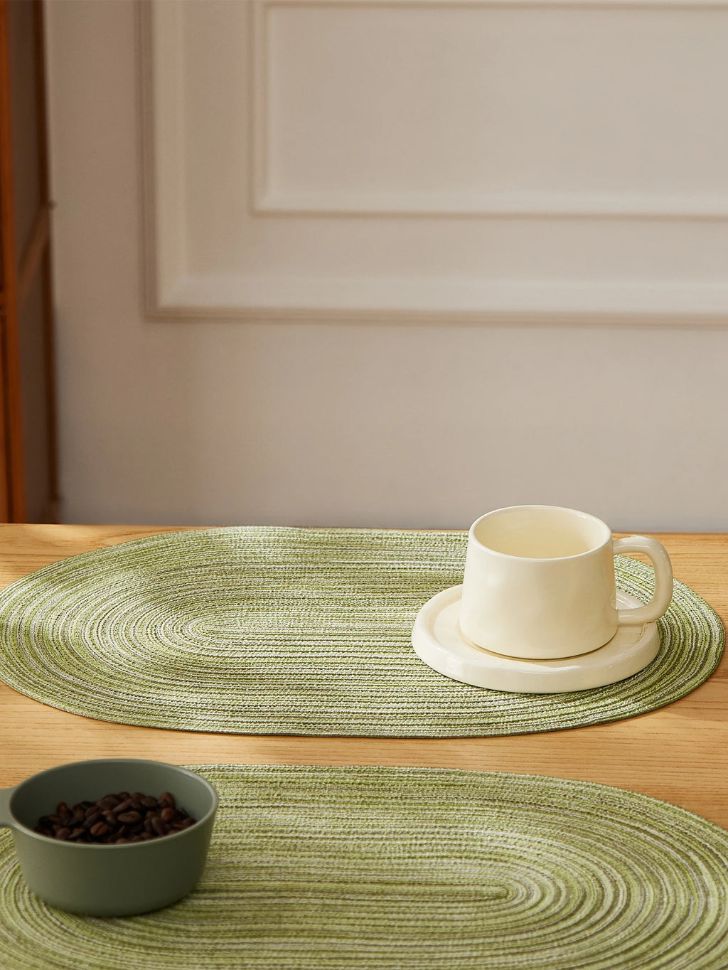 Set of 4 Washable Heat-Resistant Placemats, Non-Slip, Mixed Colors, 12 x 18 Inches for Kitchen Dining Table 2