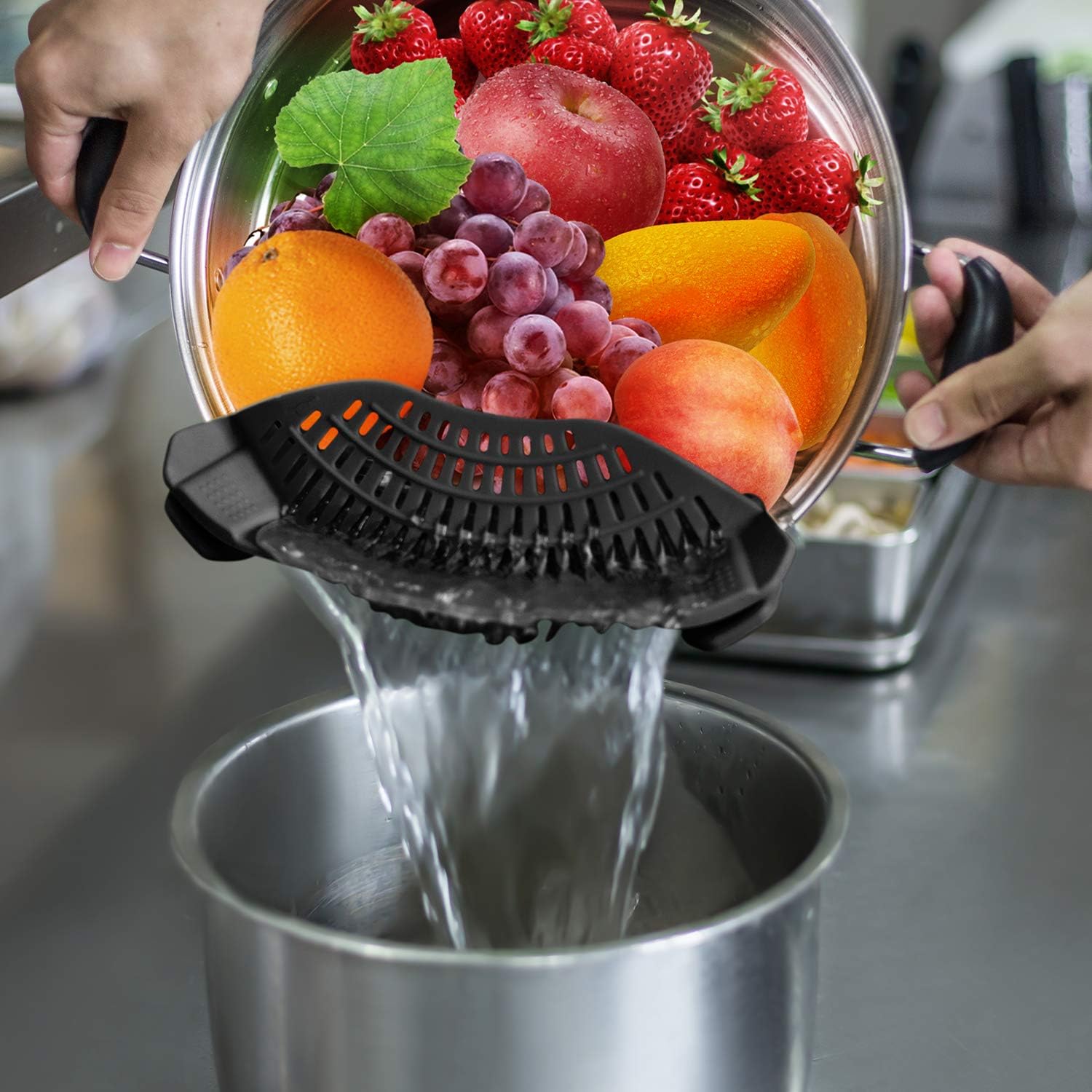 Silicone Colander – BPA-Free – Universal Fit – Easy to Use Kitchen Strainer for Pots and Pans 1
