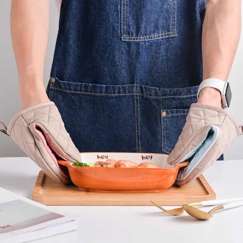 Silicone oven glove – Heat-resistant – Non-slip fish design – Comfortable kitchen accessory 2
