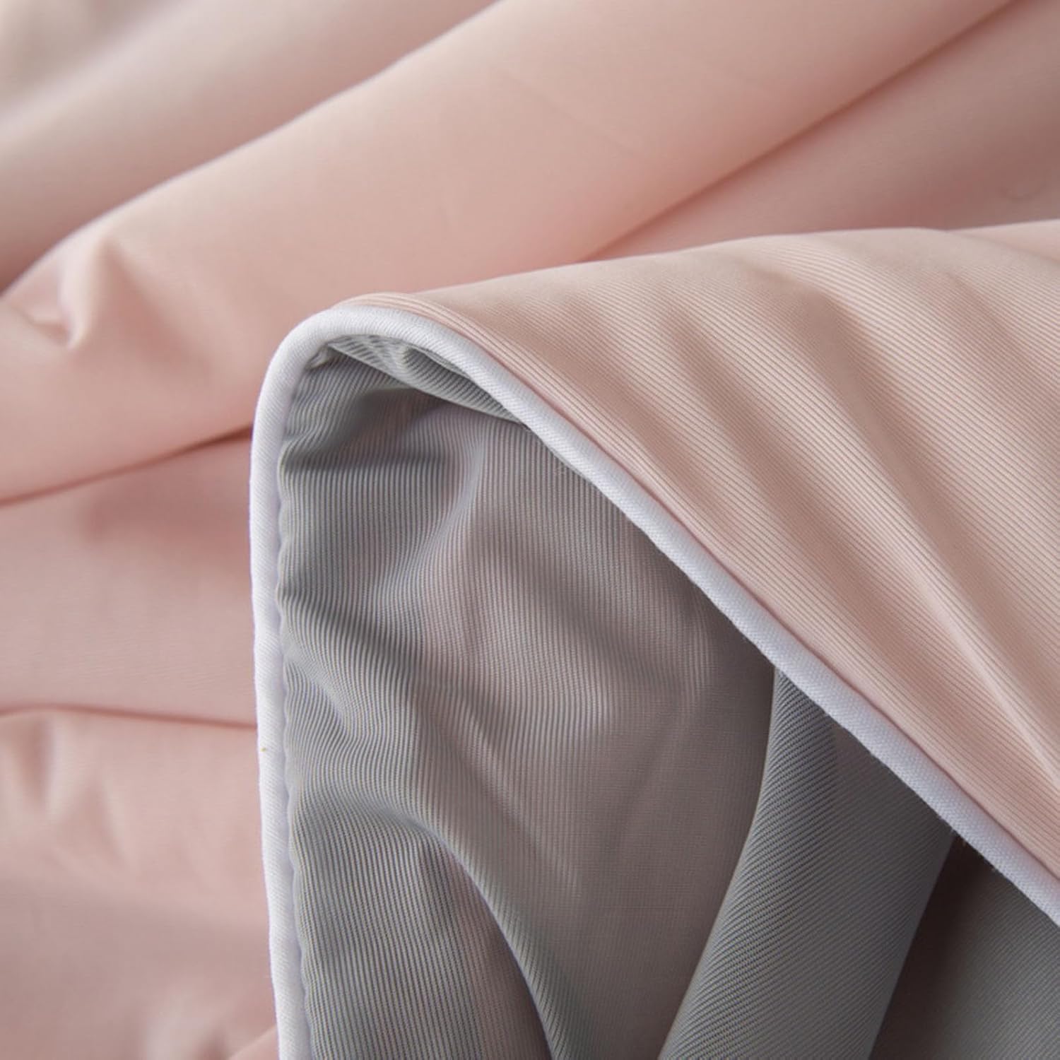 Silk summer quilt – Cooling blush fabric – Lightweight and breathable – Perfect for warm nights 6