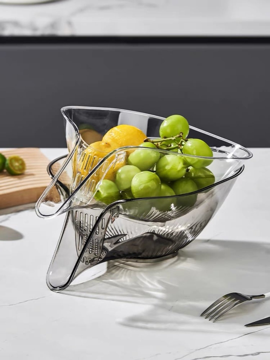 Strainer – Heat-resistant plastic – Compact gray design – Versatile for draining and rinsing 6