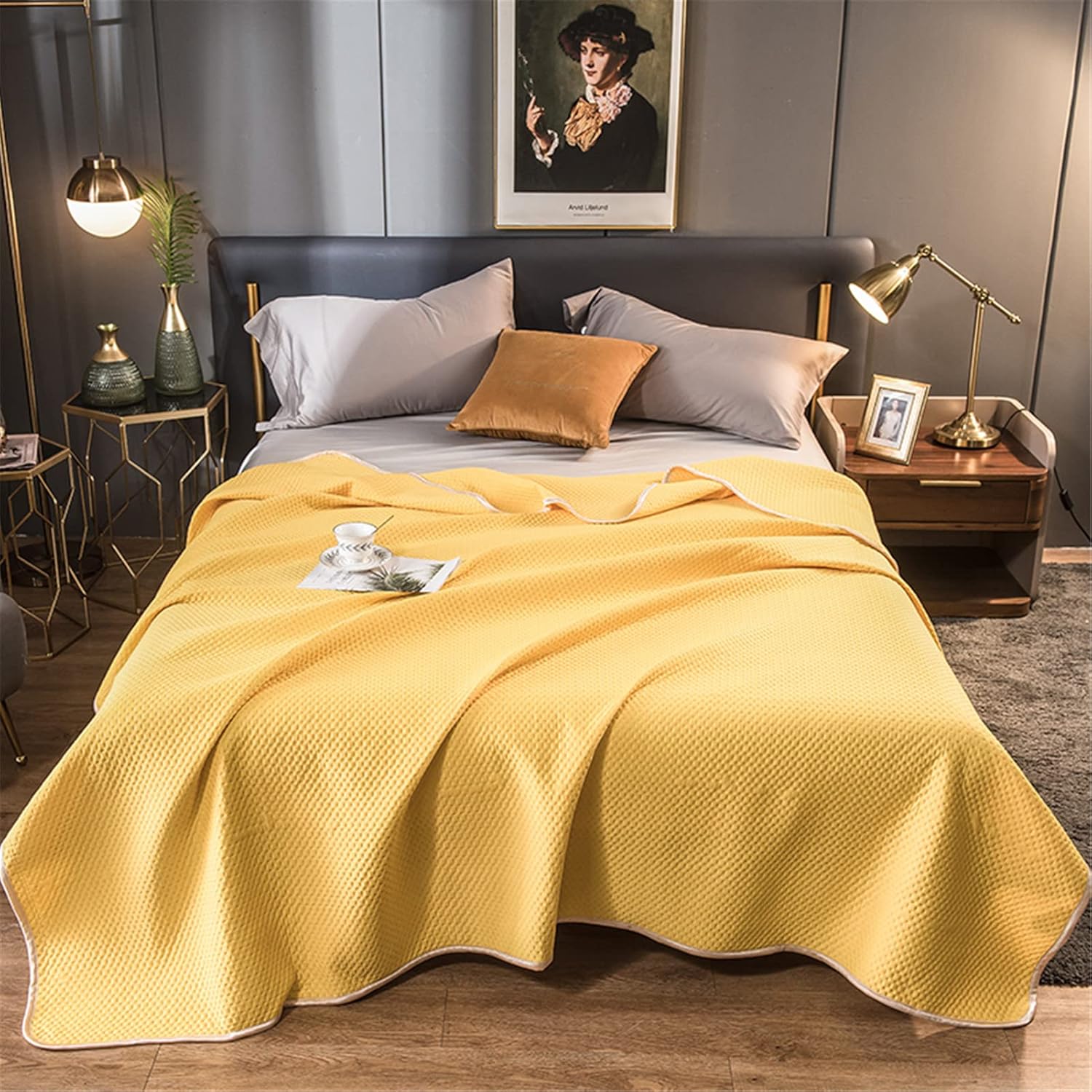 Summer quilt – Lightweight silk-like fiber – Elegant yellow gold design – Ideal for warm nights – 60 x 80 or 71 x 87 or 80 x 90 0