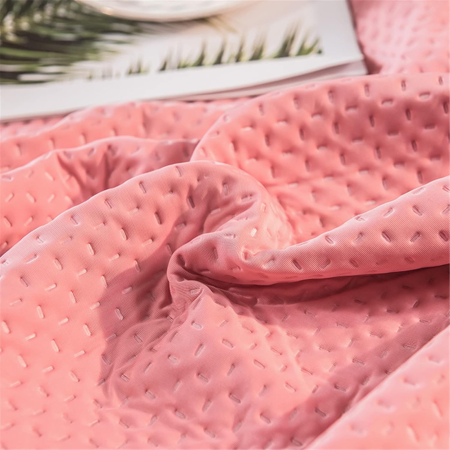 Summer quilt – Lightweight silk blend – Blush color – Elegant bedding for warm nights 3