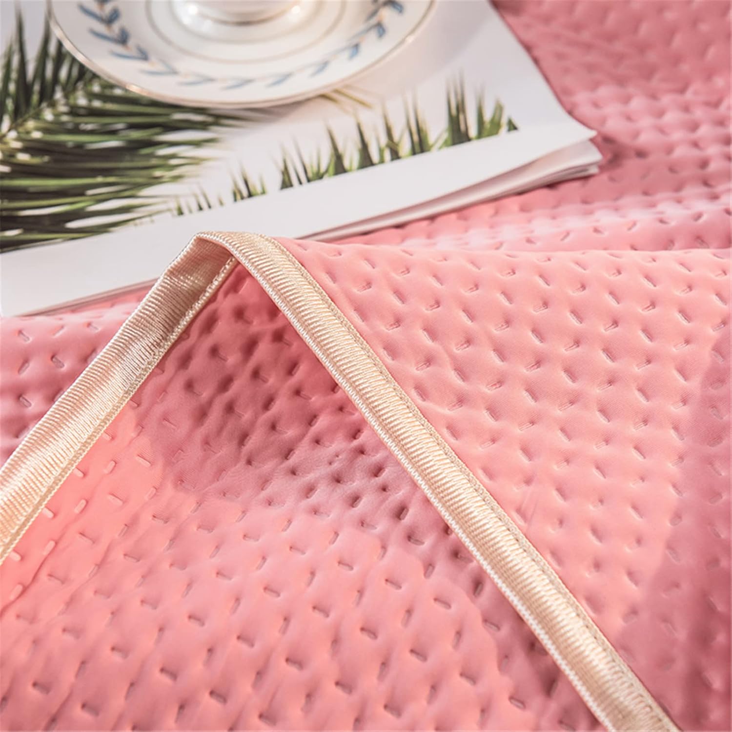 Summer quilt – Lightweight silk blend – Blush color – Elegant bedding for warm nights 4