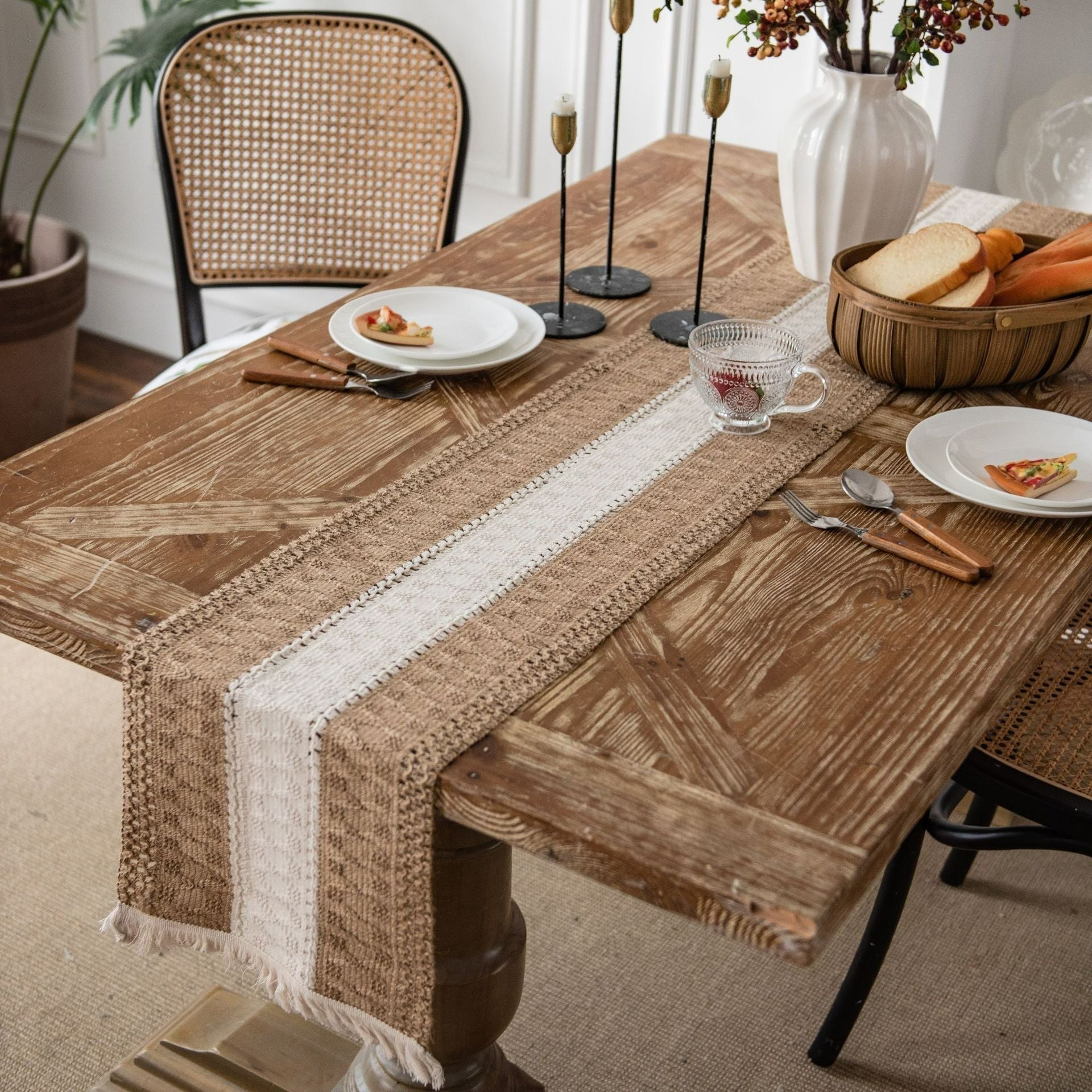 Table runner – 100% polyester – Rustic white and brown striped – Perfect for dining tables 0