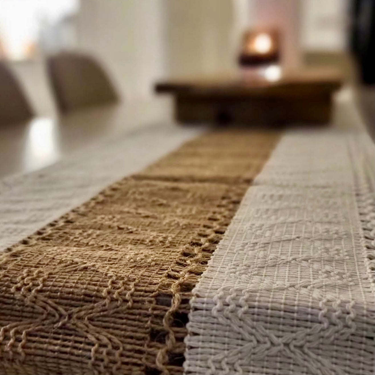 Table runner – Cotton-linen blend – Boho style with tassels – Rustic charm for dining tables 1