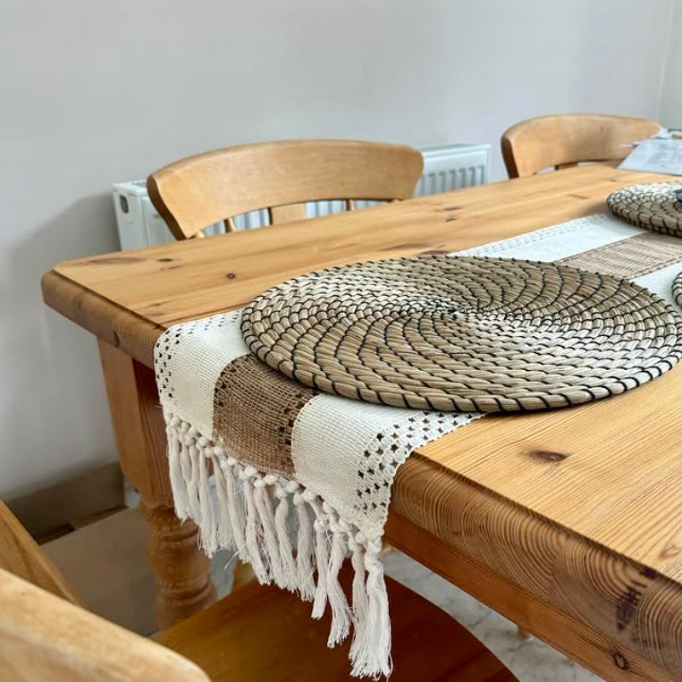 Table runner – Cotton-linen blend – Boho style with tassels – Rustic charm for dining tables 2