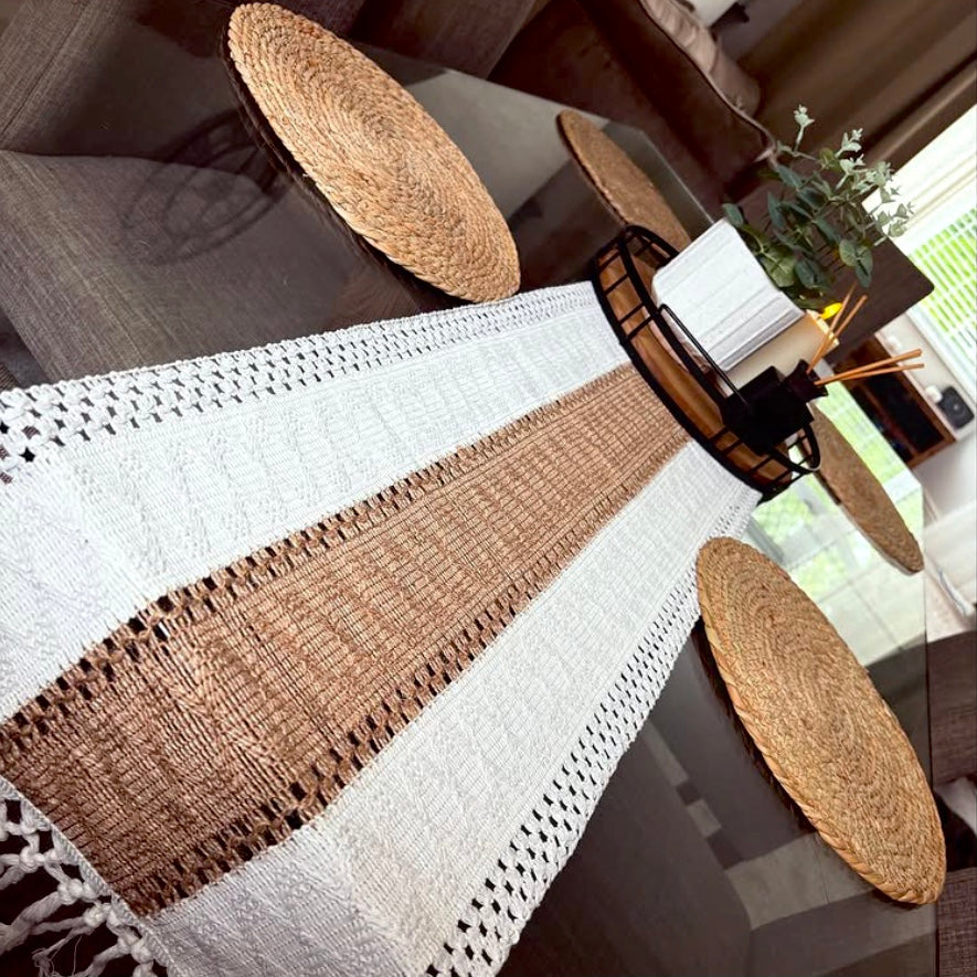 Table runner – Cotton-linen blend – Boho style with tassels – Rustic charm for dining tables 3