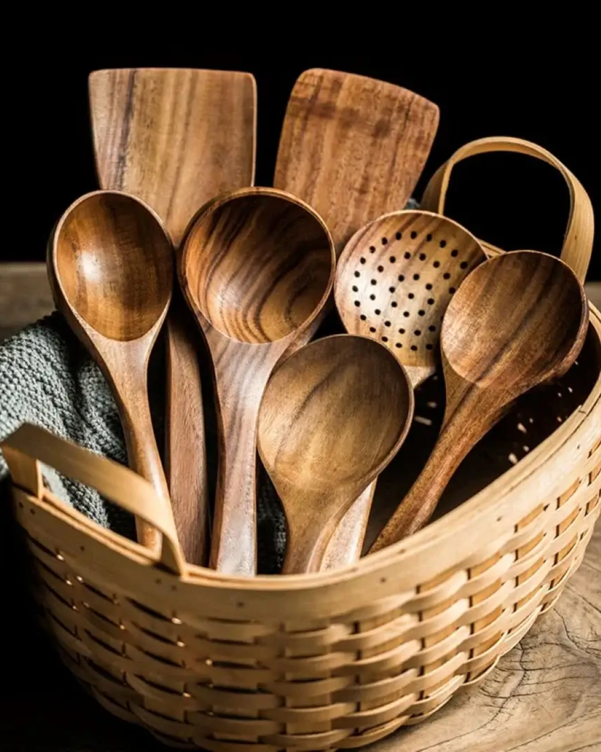 Teak Wooden Kitchen Utensil Set – Eco-Friendly – Durable Cooking Tools – Elegant Design for Cooking and Serving 2