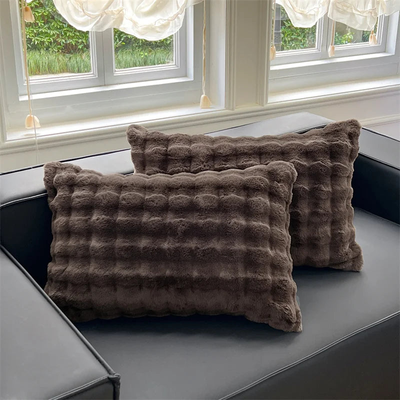 Thickened solid color polyester pillowcases in a cozy home decor style, measuring 48x74cm. Ideal for adding comfort and elegance to any 10