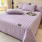 Cozy throw blanket in soft polyester featuring a modern square texture, perfect for adding warmth to any bedroom. Available in queen and king sizes for versatile styling 8