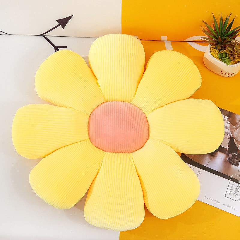 Throw pillow – Soft fabric – Daisy flower design – Cozy accent for couch or bed 6